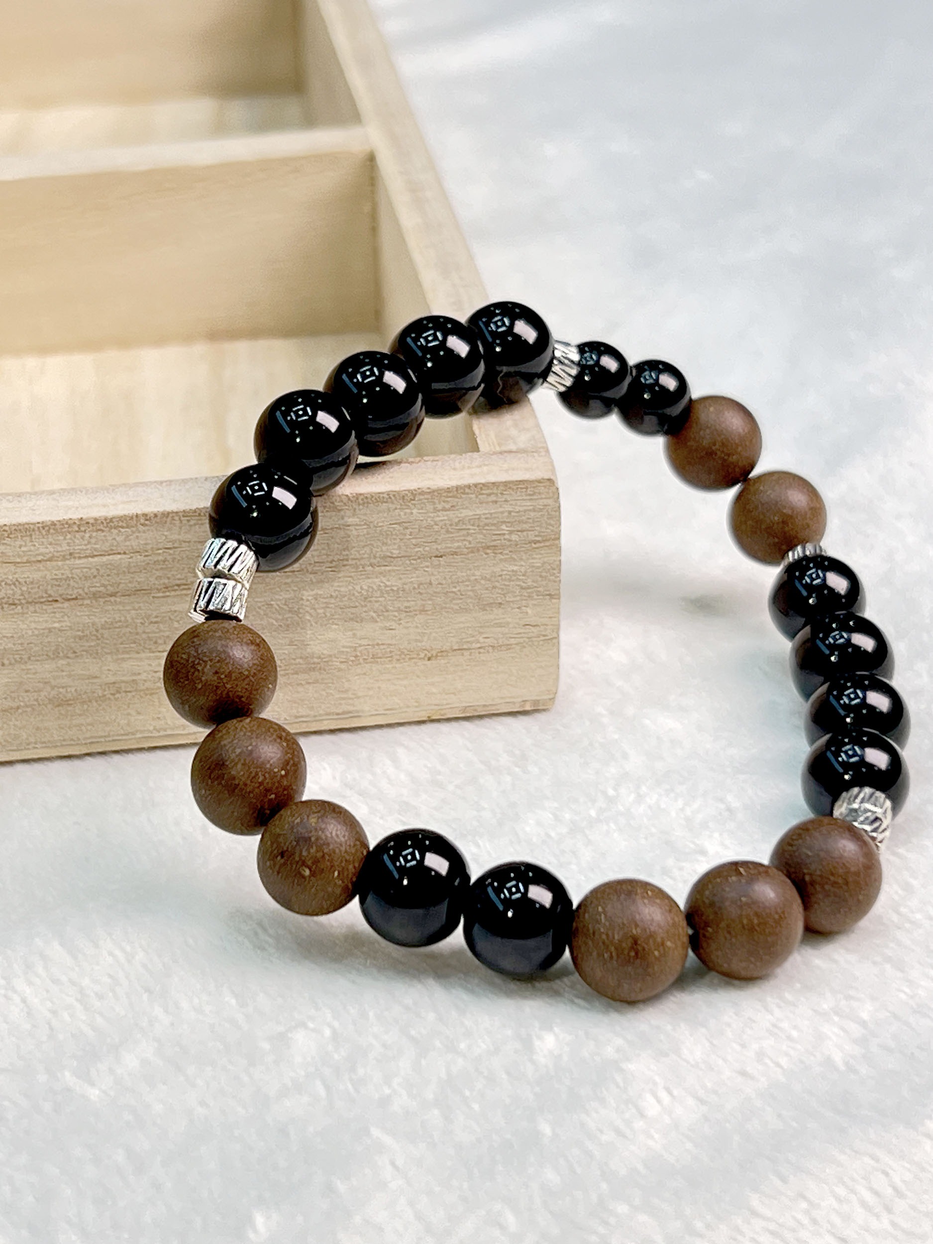 History of Chinese Medicine Bead Bracelets: From Ancient Aromatherapy Pendants to Modern Wellness Accessories History of Chinese Medicine Bead Bracelets: From Ancient Aromatherapy Pendants to Modern Wellness Accessories